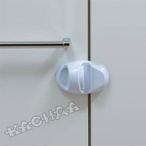 За заключване на вратички Safety1st