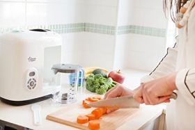Tommee Tippee Уред за готвене на пара и блендер 2в1