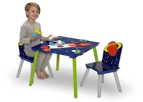 Delta Children Детска масичка с 2 стола Astronaut MDF