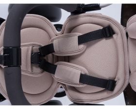 Kikka Ride - Детска триколка Alonsy Beige Triangles