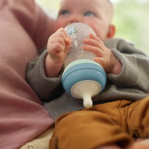 Philips AVENT -  Бебешко шише Natural Response със залъгалка светещи