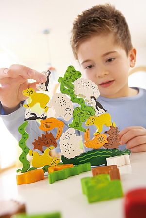 HABA - Детска занимателна игра *Животинска пирамида*