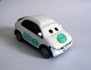 Cars 2  - Количка Erik Laneley 1:64