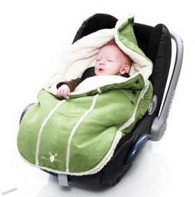 WallaBoo - Чувалче за столче за кола Footmuff Classic - Lime Green