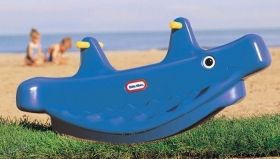 Little Tikes - Детска люлка за две деца Classic Whale Teeter Totter